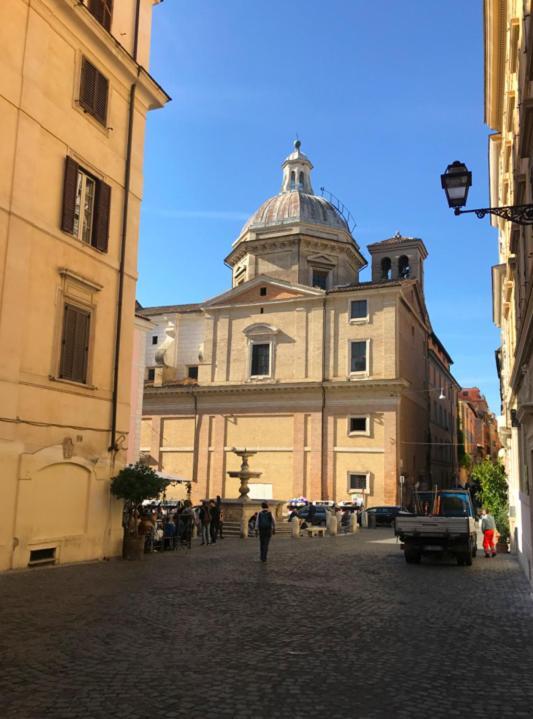 Appartamento Del Boschetto Roma Exterior foto